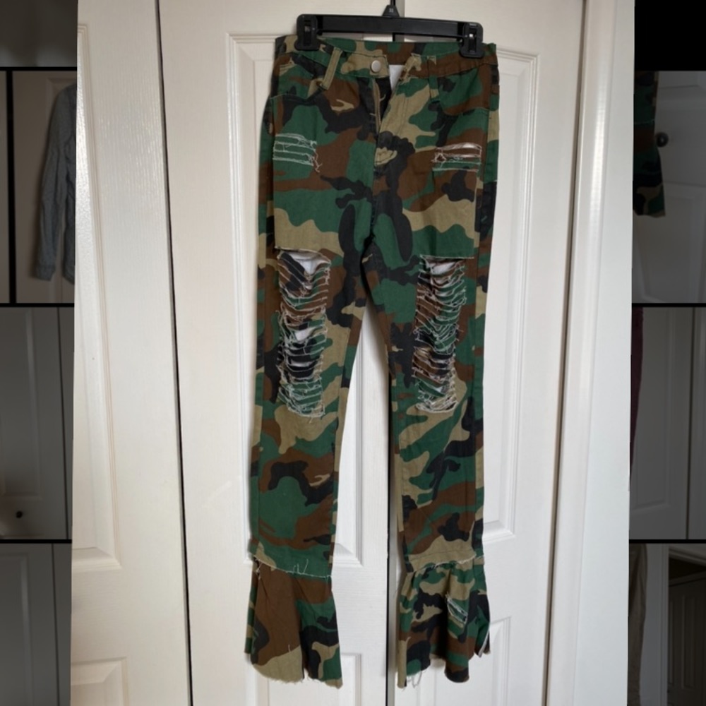 NEVER WORN Camo Distressed Flare Jeans